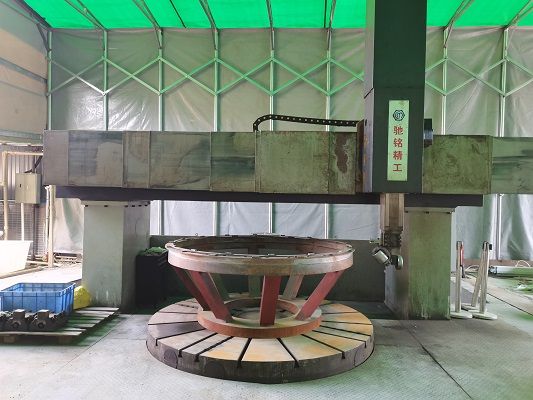 Our CNC spinning machine for big dish antenna
